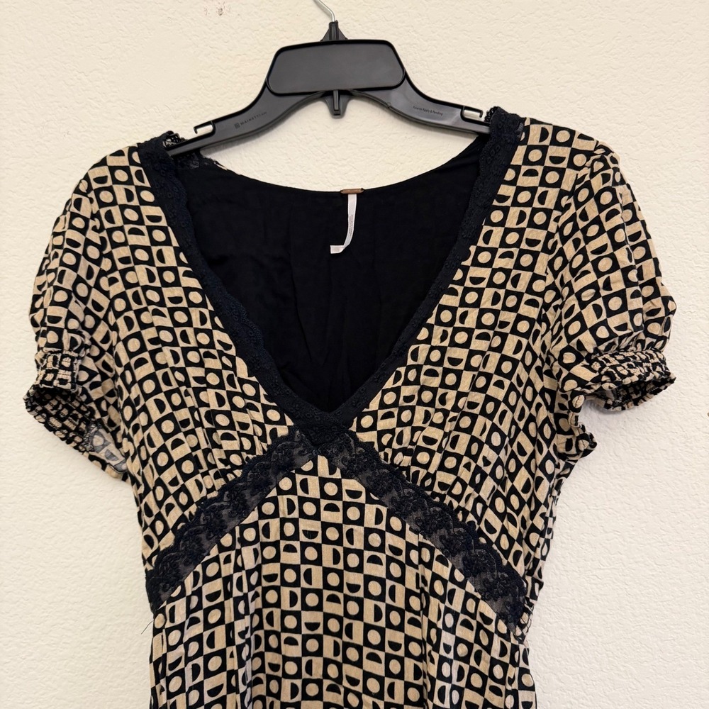 Free People Geometric Print Lace Trim V-Neck Maxi Dress Black Tan Slit Smocked M - Picture 3 of 9